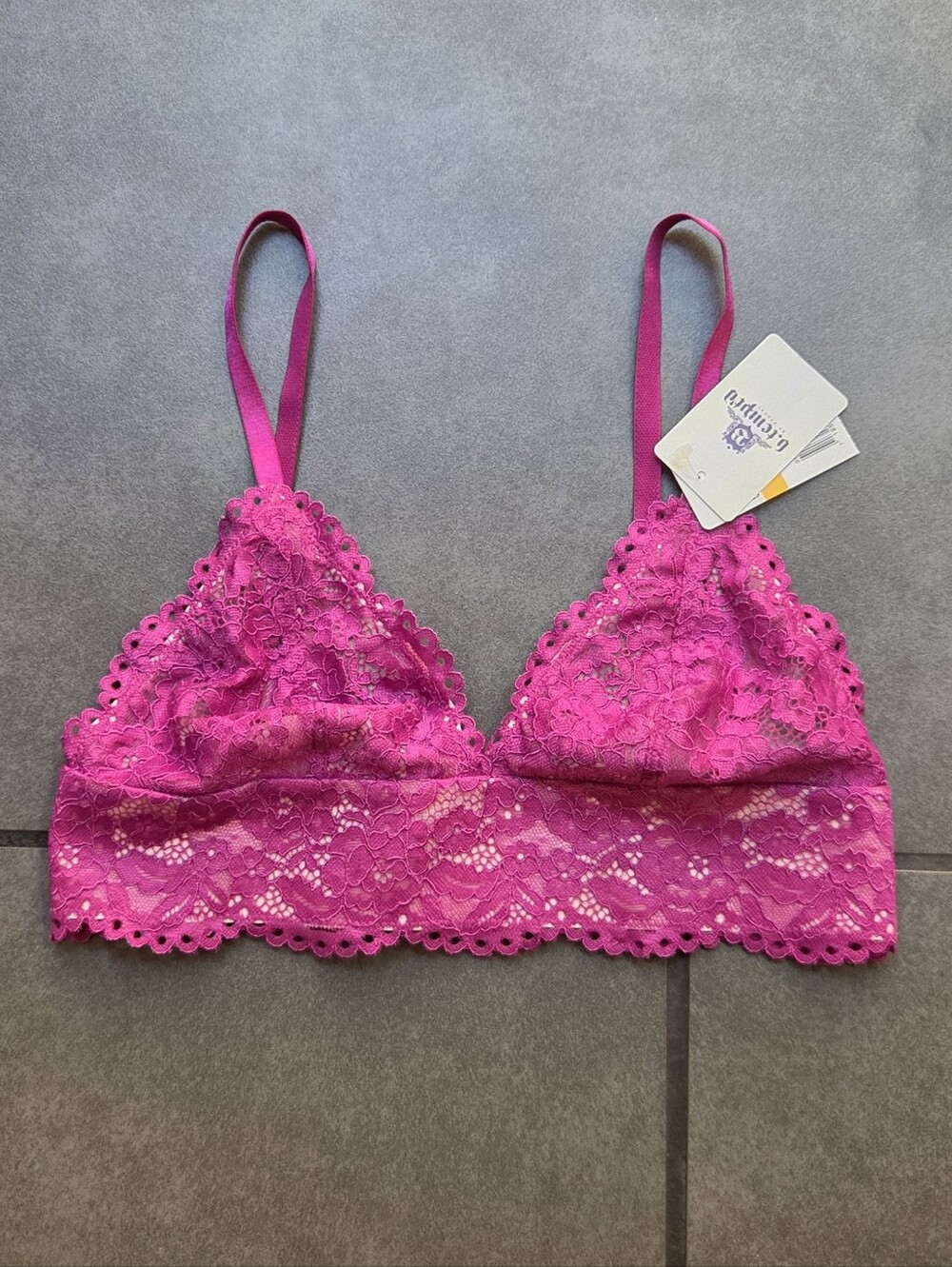 NWT B. Tempt'd Lace Bralette